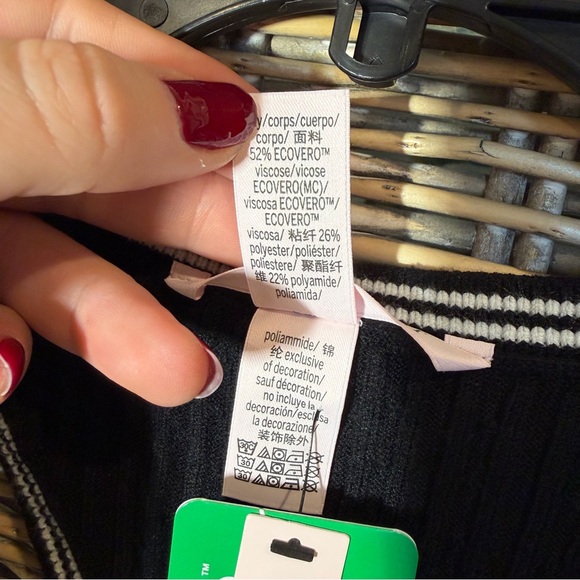 NWT Victoria's Secret Luxe Cable Knit Bralette - size Large - Picture 9 of 12